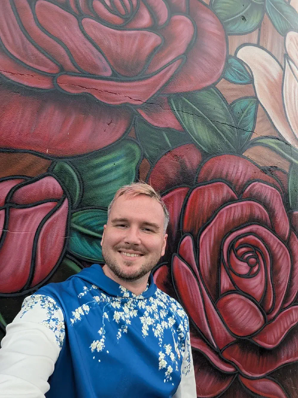 Selfie at the roses mural in Old San Juan